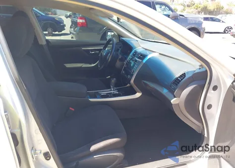 2013 Nissan Altima 2.5 Sv from USA, damaged, VIN 1N4AL3AP2DC901261